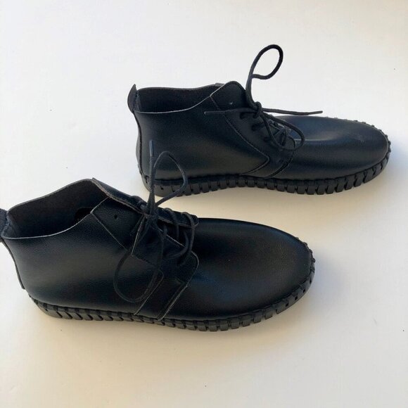 Caposhie Black Microfiber Chukka Ankle Boots US 10 Fits small more like 9 or 9.5 - Picture 4 of 16